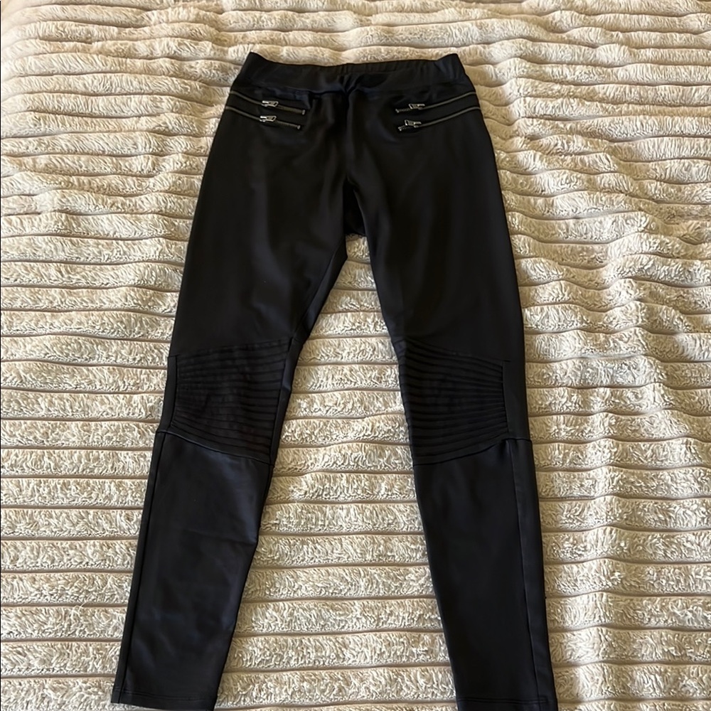 Express Black Leggings with Zipper Details